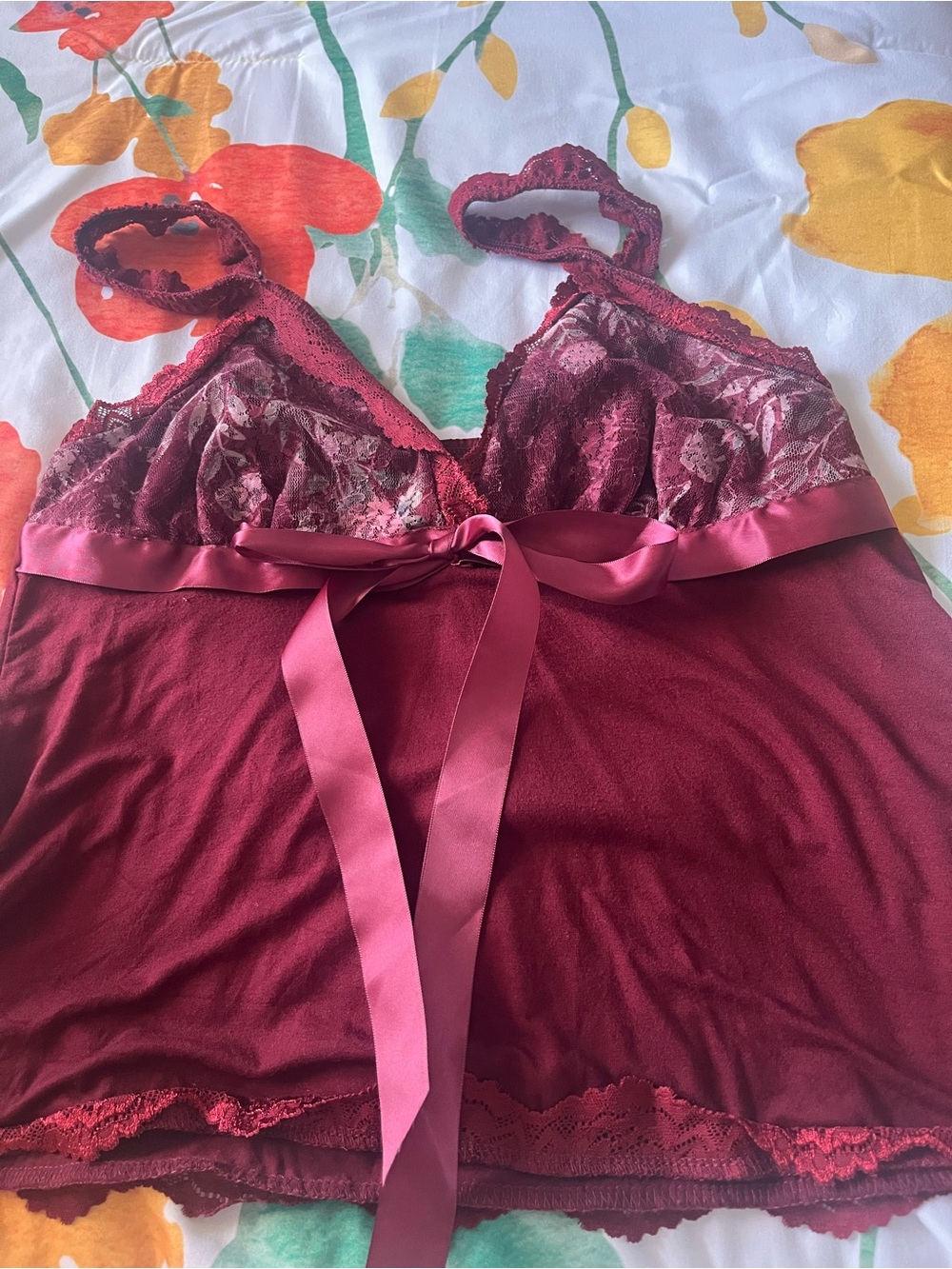Women's Lace Satin-Trim Chemise - Burgundy